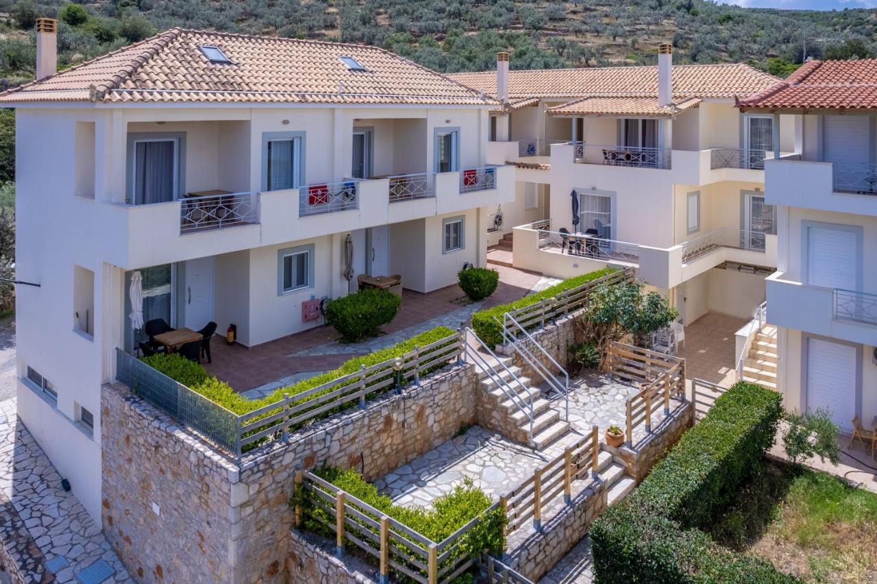 Modi Resort Xiropigado Bagian luar foto